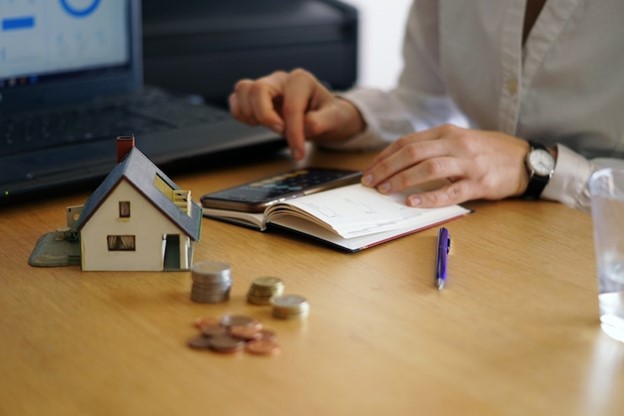 Einkommen aus Immobilien verdienen